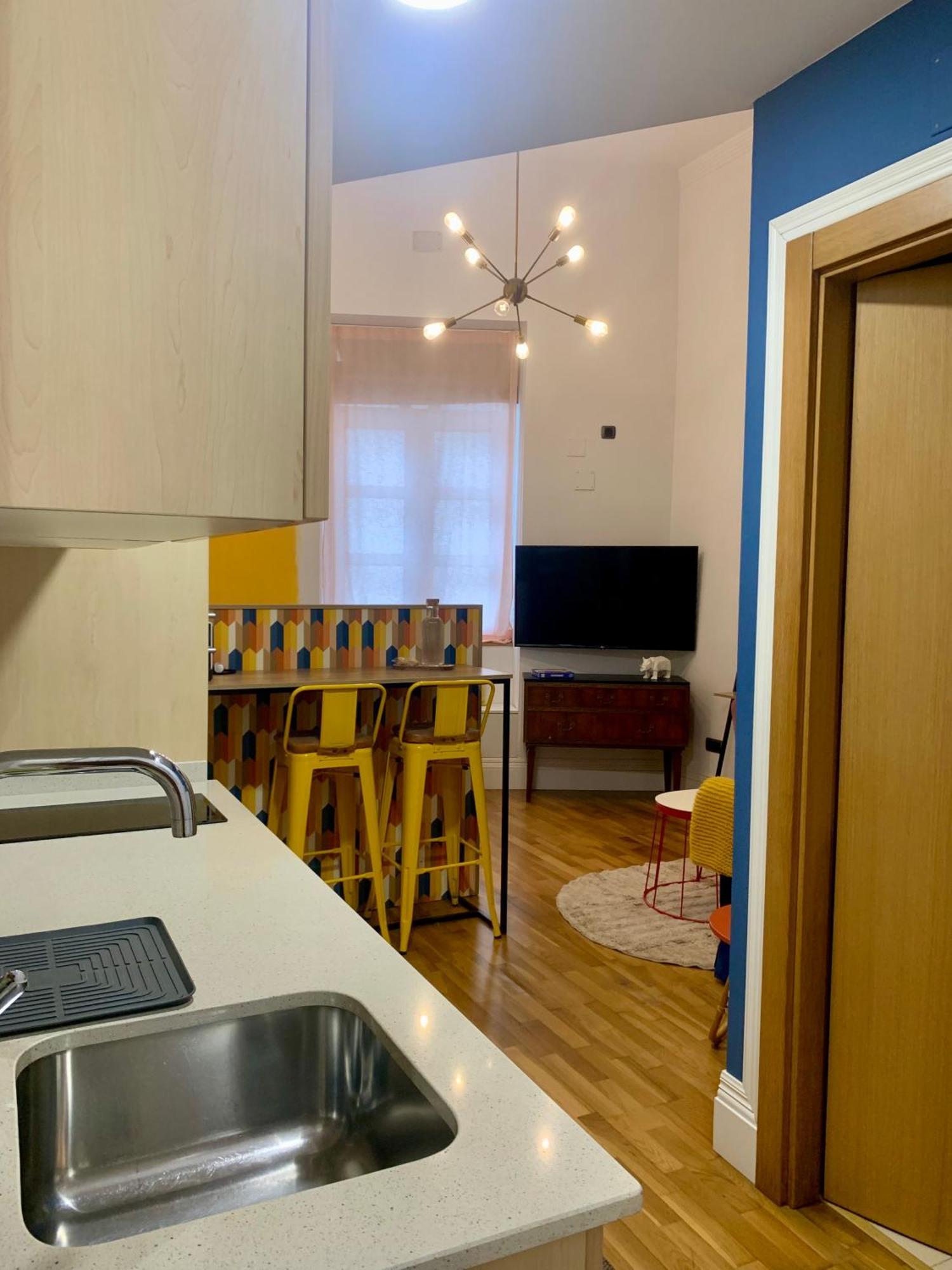 Labarta Estudio En Puerta Del Sol Con Parking Vigo Luaran gambar